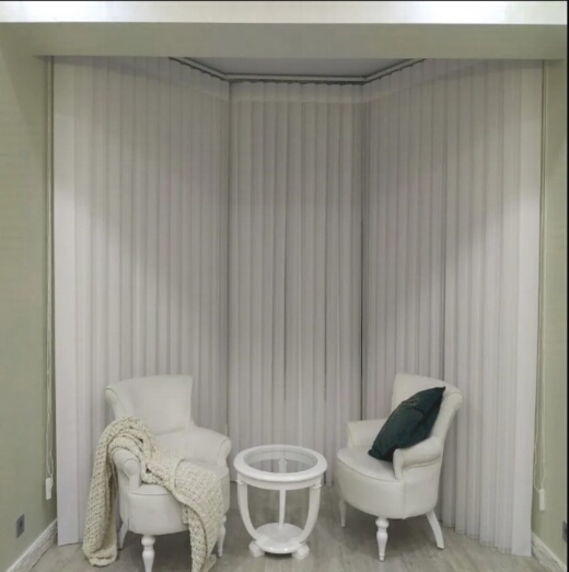 Тканевые жалюзи для ресторана